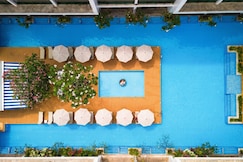 The Old Phuket - Karon Beach Resort, Phuket